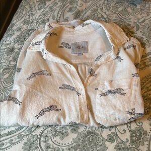 Rails White Linen Shirt with Leopard Design